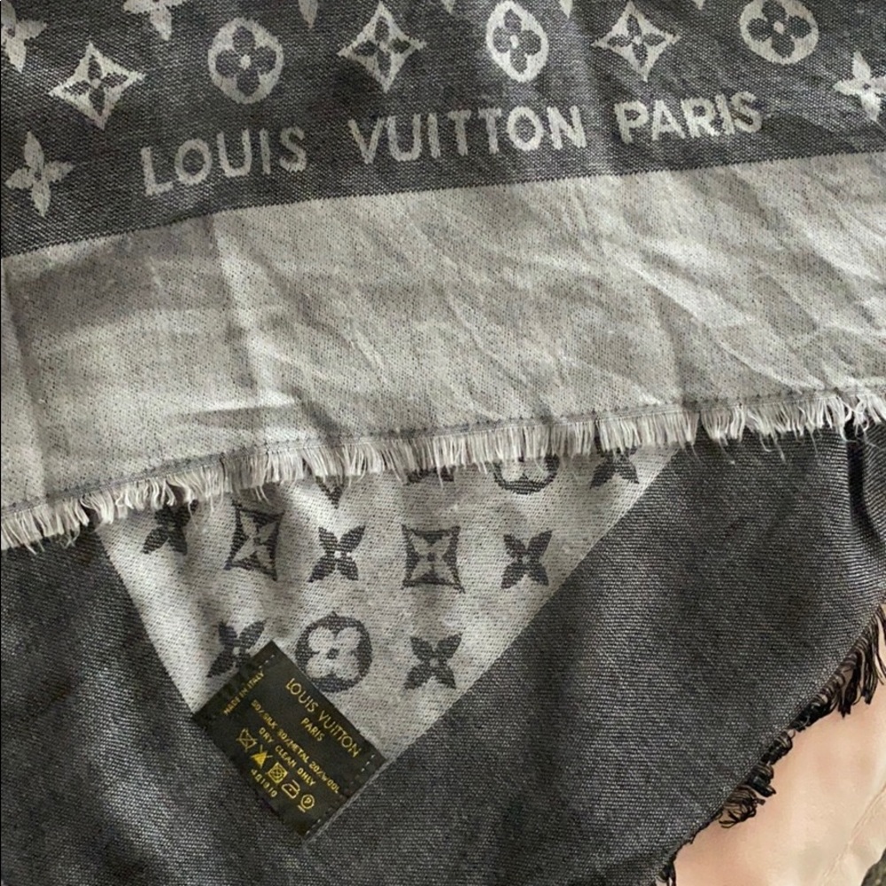 Louis Vuitton Monogram Denim Shawl
